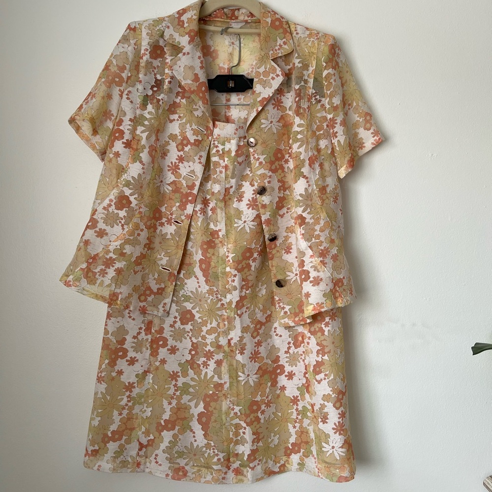 Vintage Atelier Kenzie matching floral button up shirt & midi skirt set | size M